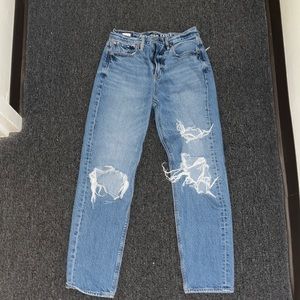 American Eagle boyfriend jeans